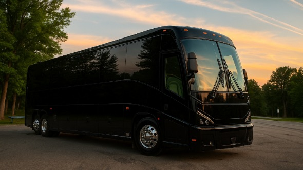 waukesha bus rentals for travel agents